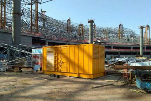 淅川发电机出租如何判断空气滤清器是否需要更换？