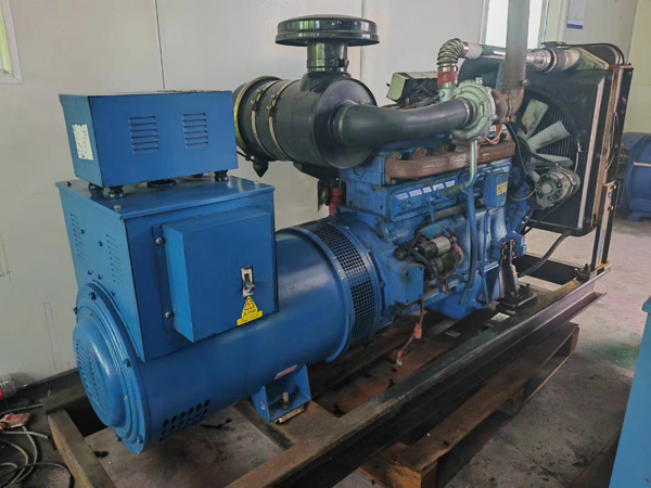 淅川100kW柴油发电机组使用多级机油有哪些优缺点？